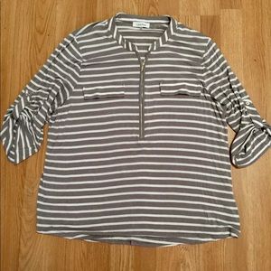 Calvin Klein top size XL